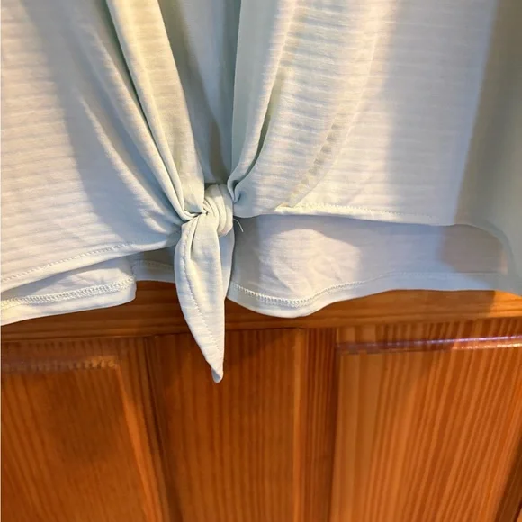 Apt 9 Light Sage Tie-Front Short Sleeve Top - Picture 2 of 3